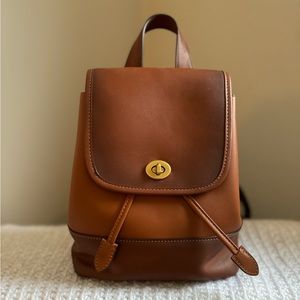 Coach Origionals Glovetanned Leather Backpack in Saddle!